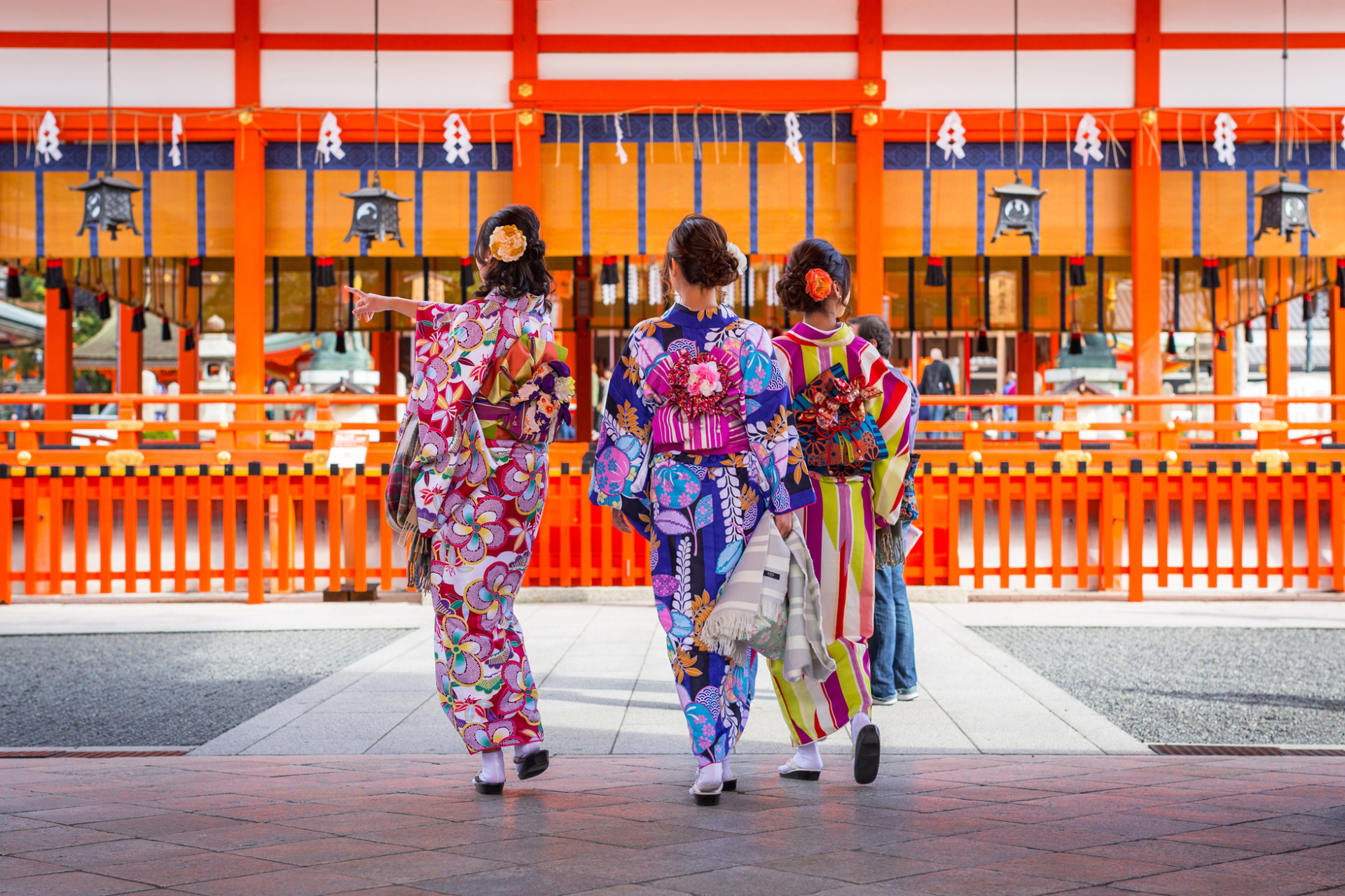 Jeunes femmes portant un kimono, Kyoto, Japon