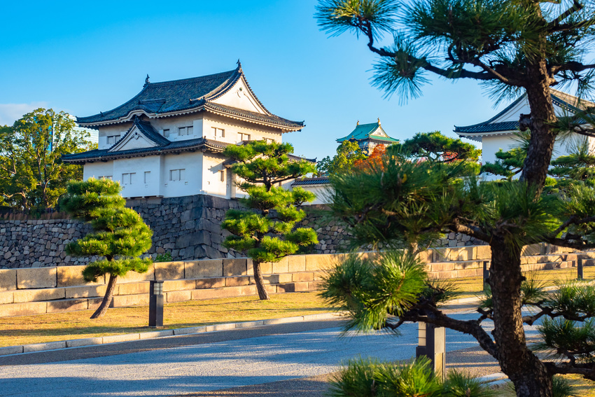 Chateau d'Osaka au soleil