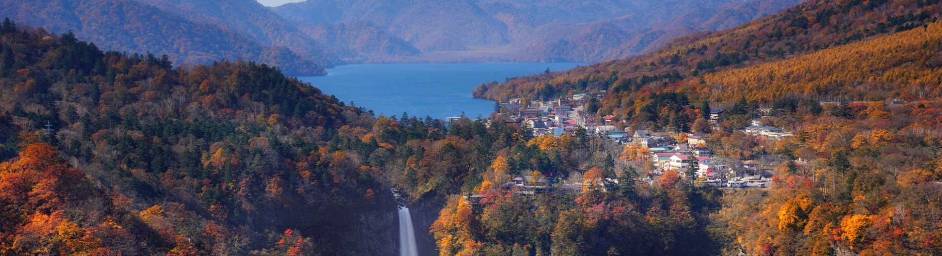 Panorama sur Nikko, lac Chuzenji et cascade de Kegon