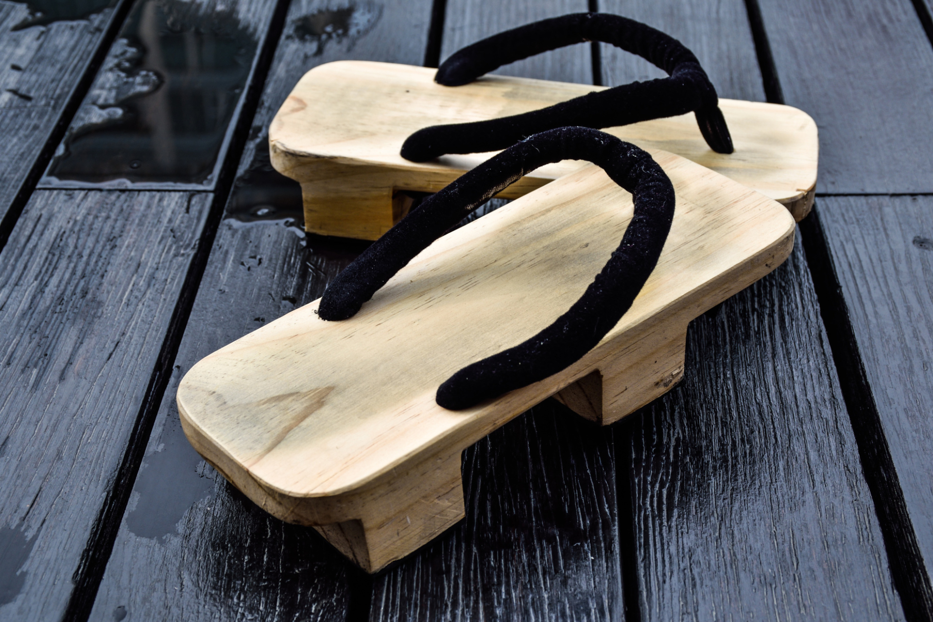 Sandales japonaises en bois